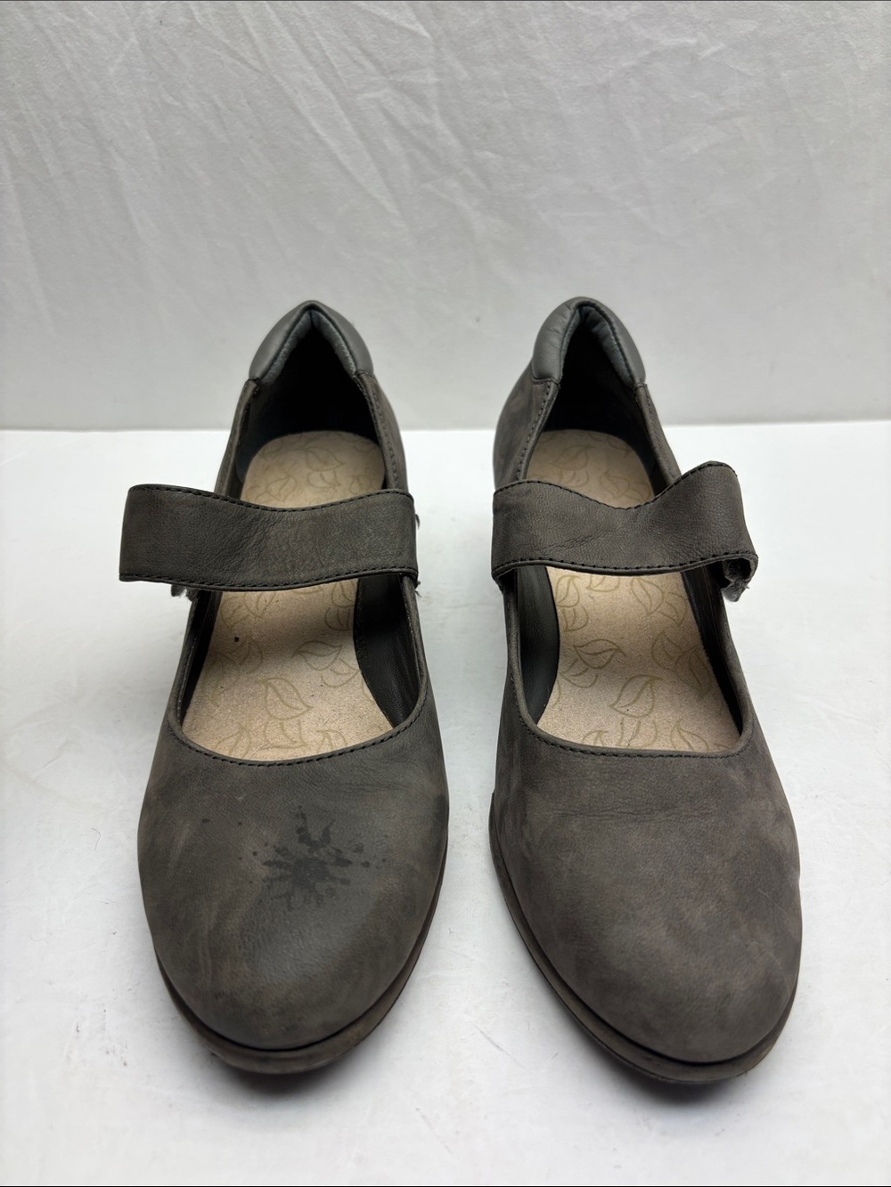 nature Women’s Gray Mary Jane Comfort Shoes, SZ 8.5, box 66